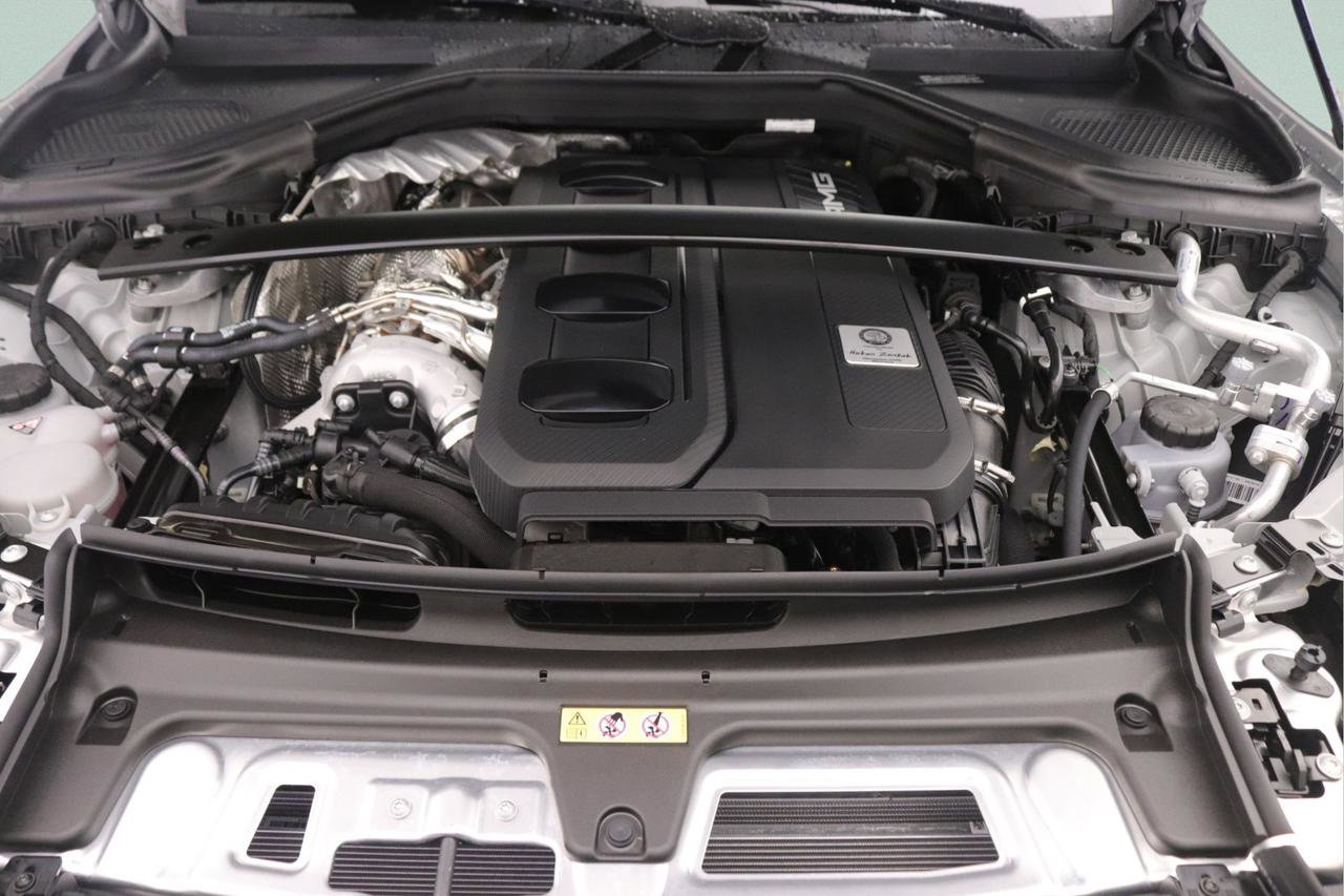 New 2026 Mercedes-Benz GLC 43 AMG 4MATIC image 9