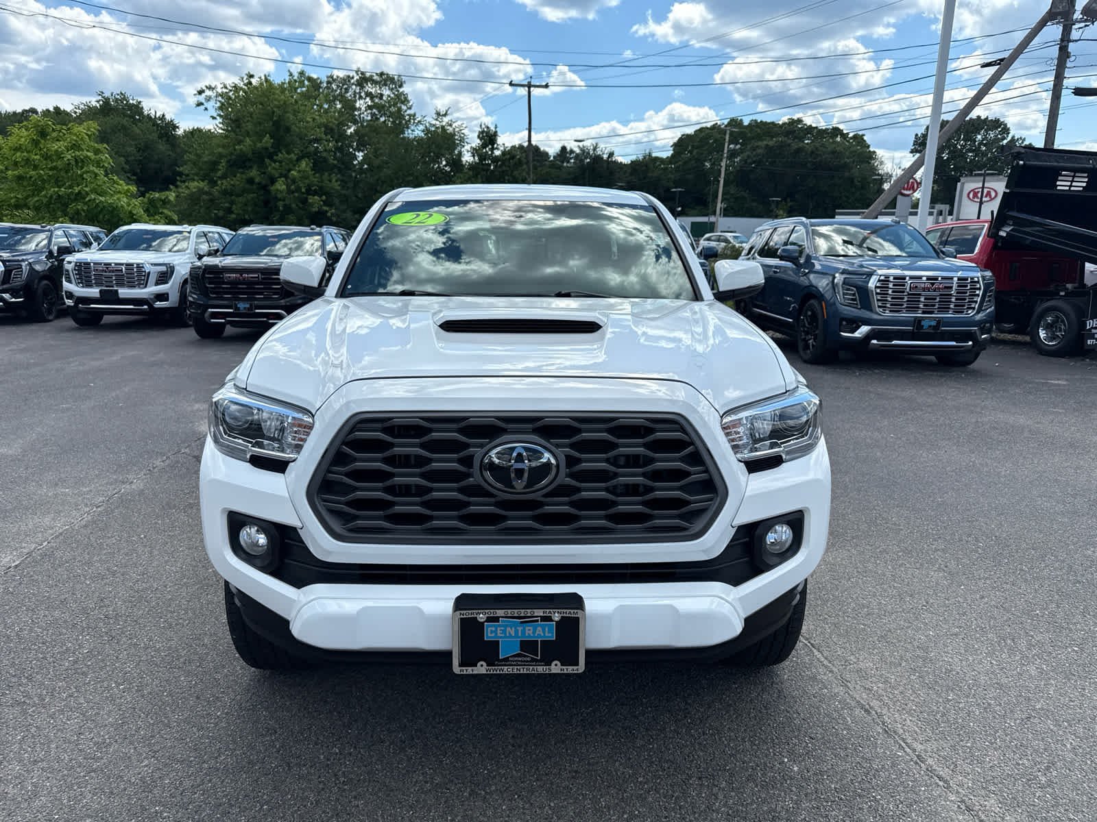 Used 2022 Toyota Tacoma TRD Sport AWD/4WD image 8