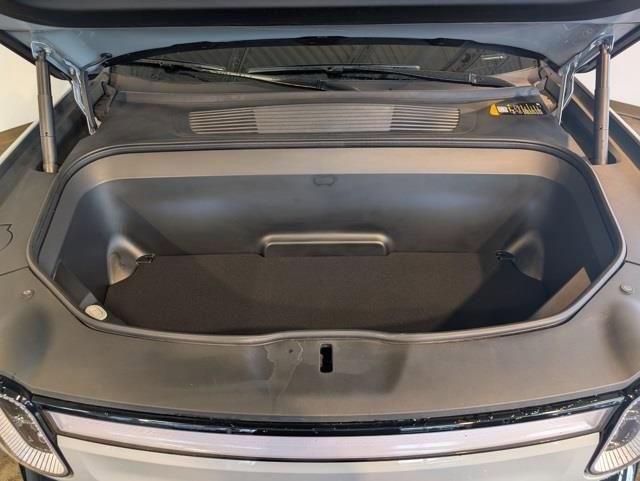 Used 2024 Rivian R1S Adventure image 8