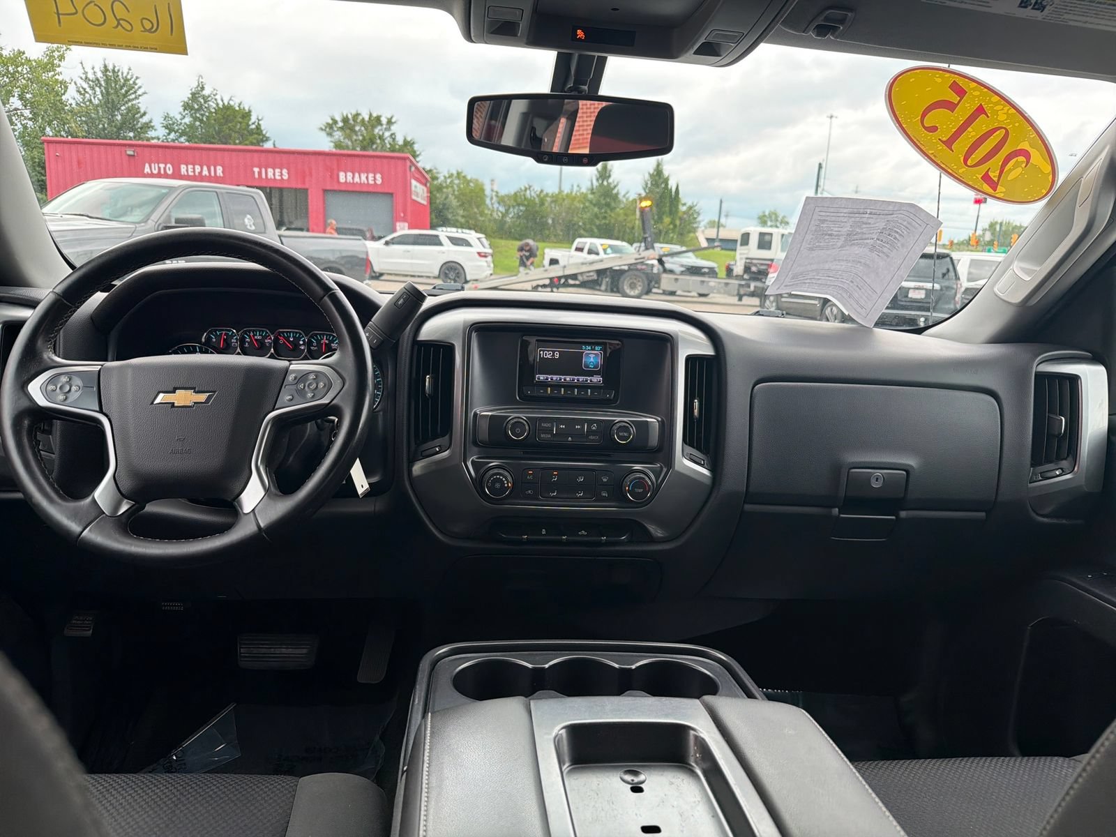 Used 2015 Chevrolet Silverado 1500 LT AWD/4WD image 14