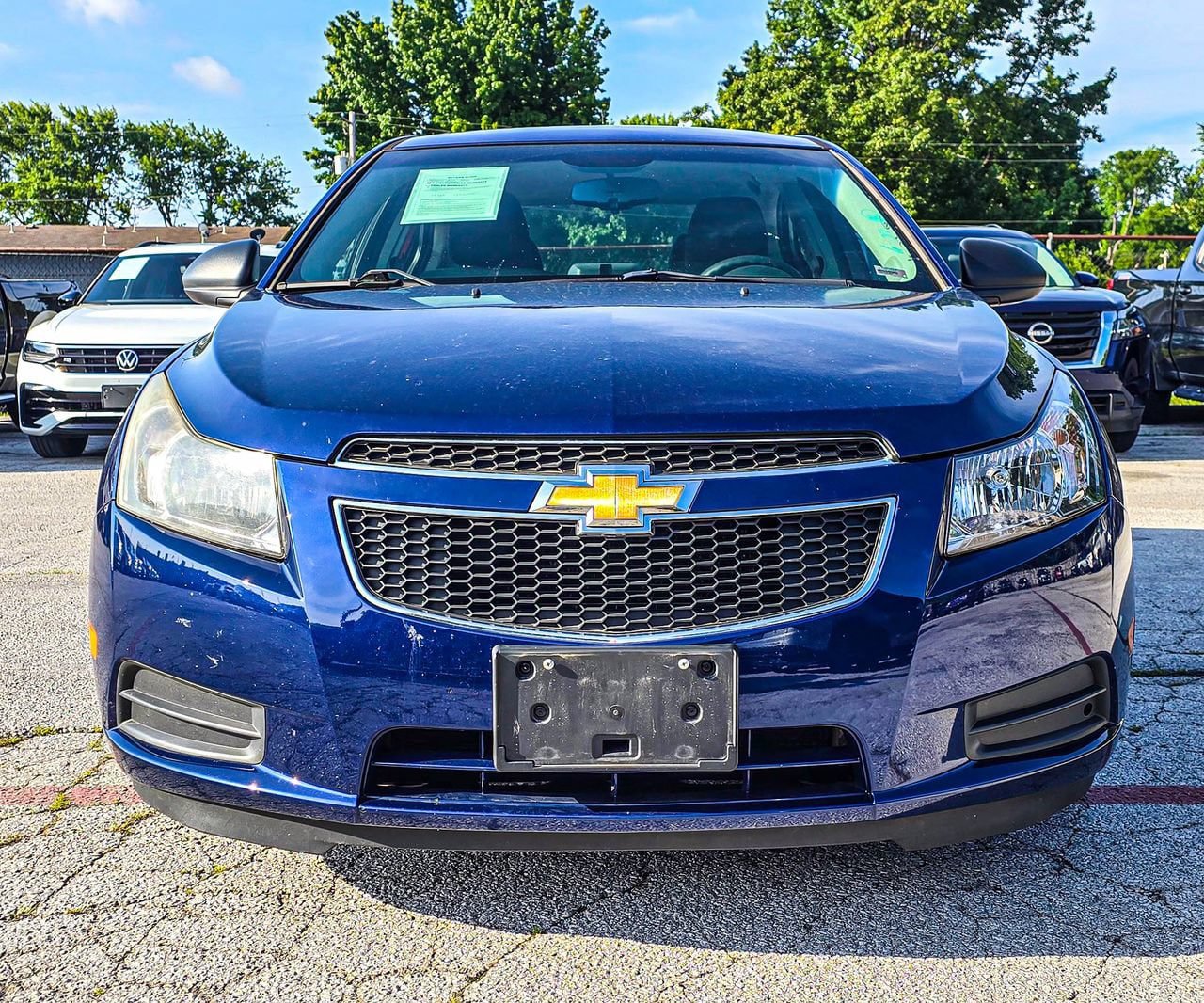 Used 2012 Chevrolet Cruze LS w/ Connectivity Package FWD image 2