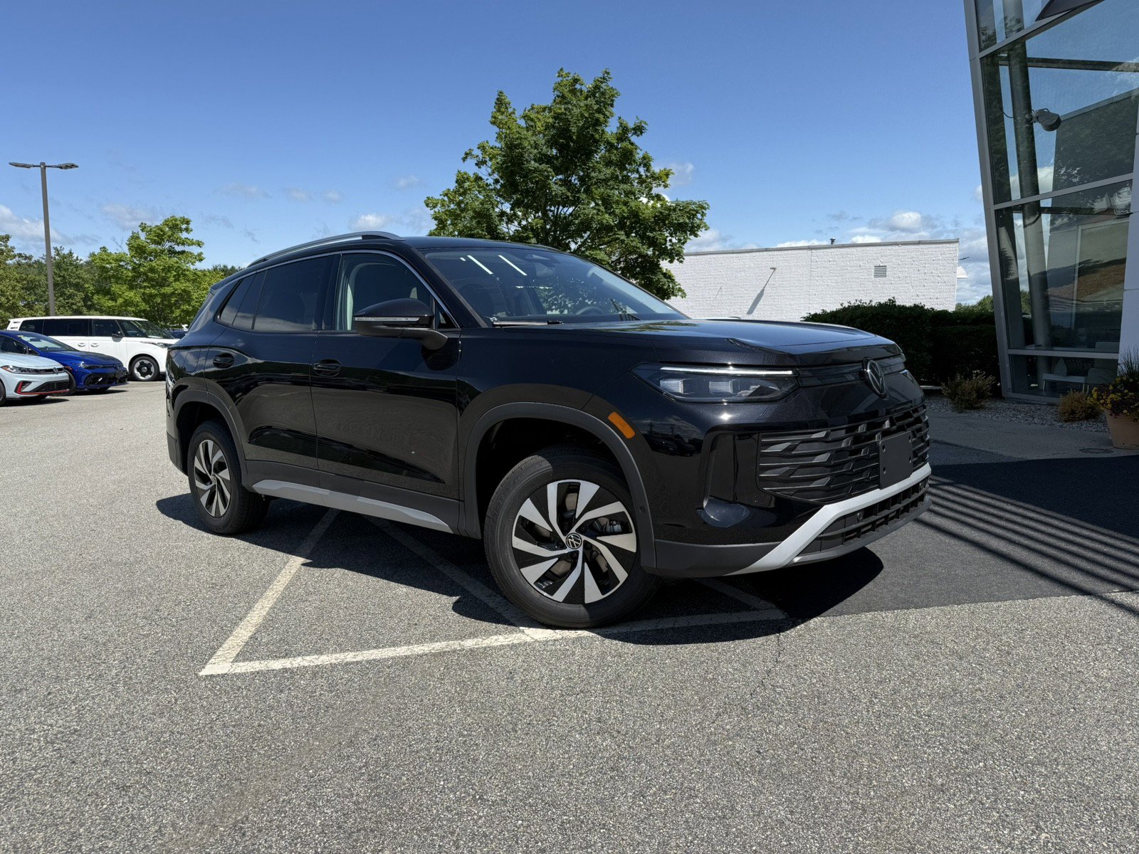New 2025 Volkswagen Tiguan S