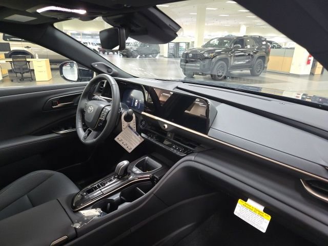 New 2026 Toyota Crown Platinum image 9