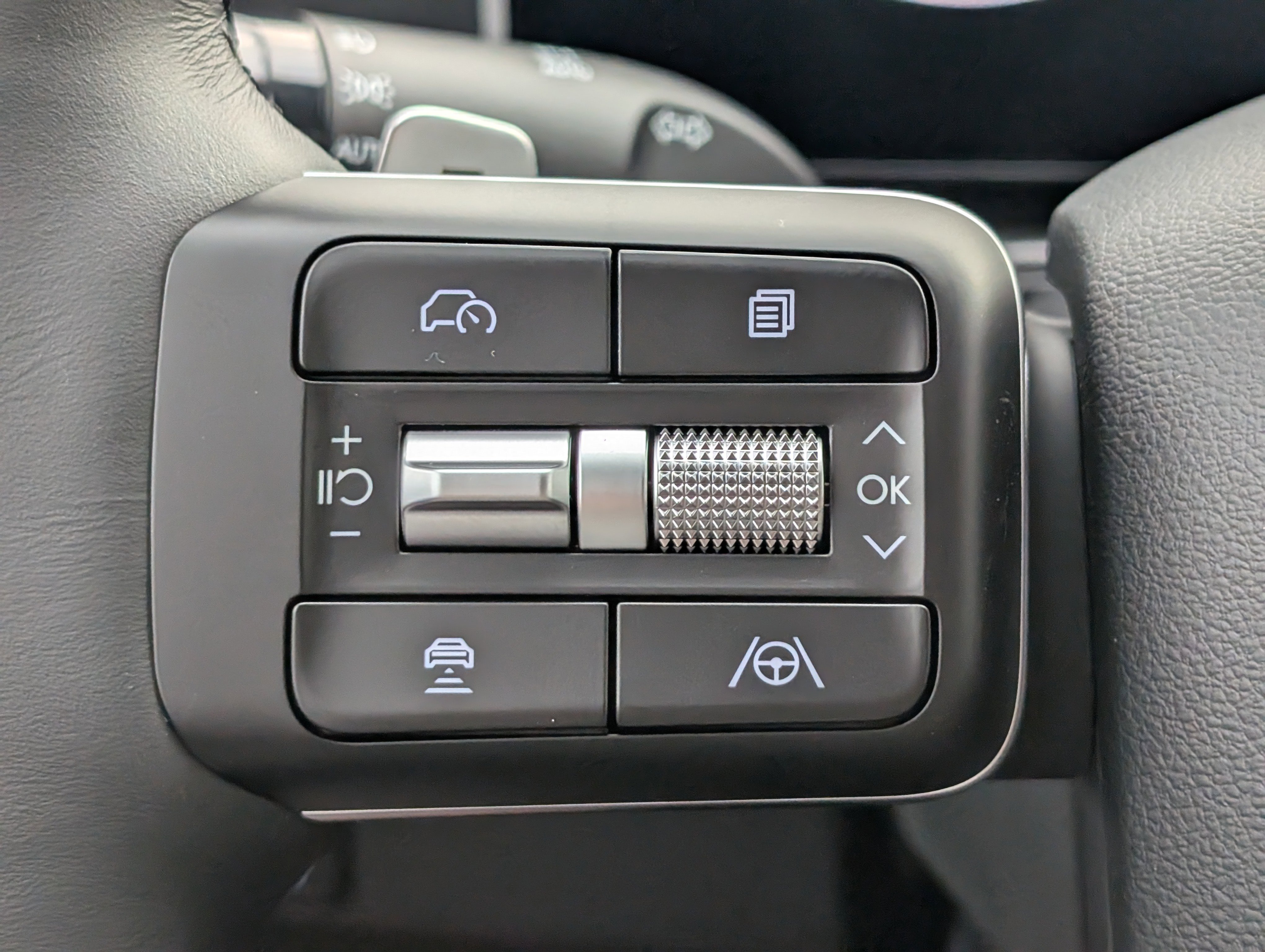 New 2026 Hyundai Santa Fe XRT AWD/4WD image 26