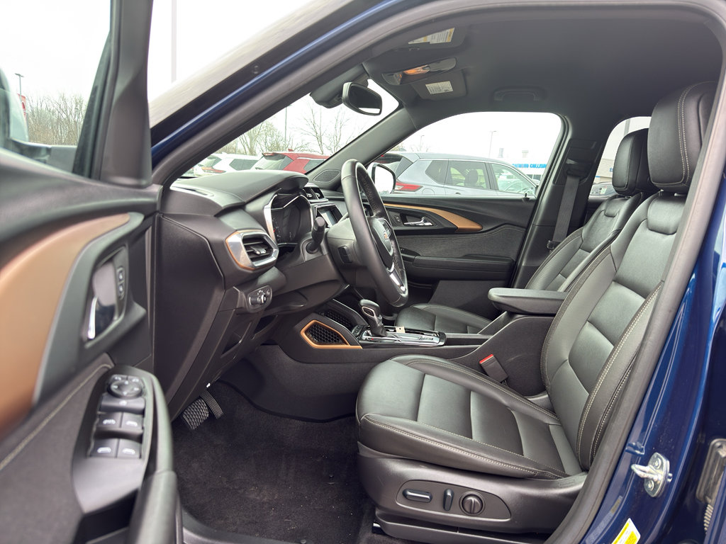 Used 2023 Chevrolet TrailBlazer ACTIV w/ Convenience Package image 12