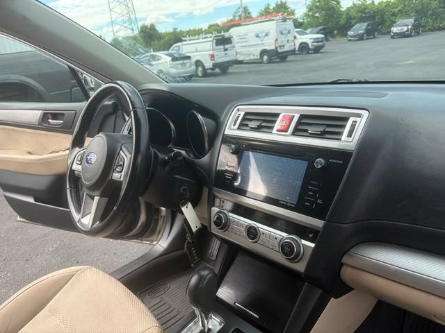 Used 2016 Subaru Outback 2.5i Premium AWD/4WD image 26