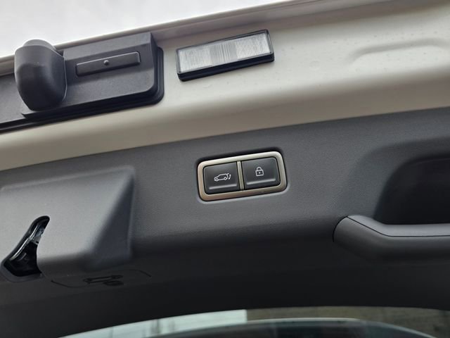 New 2026 Kia EV9 Wind image 4