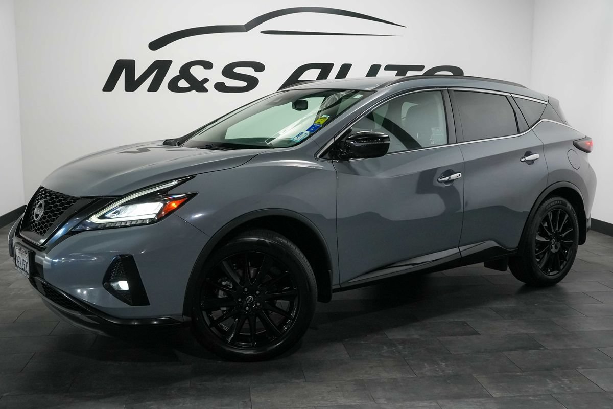 Used 2023 Nissan Murano SV w/ SV Midnight Edition Package FWD image 2