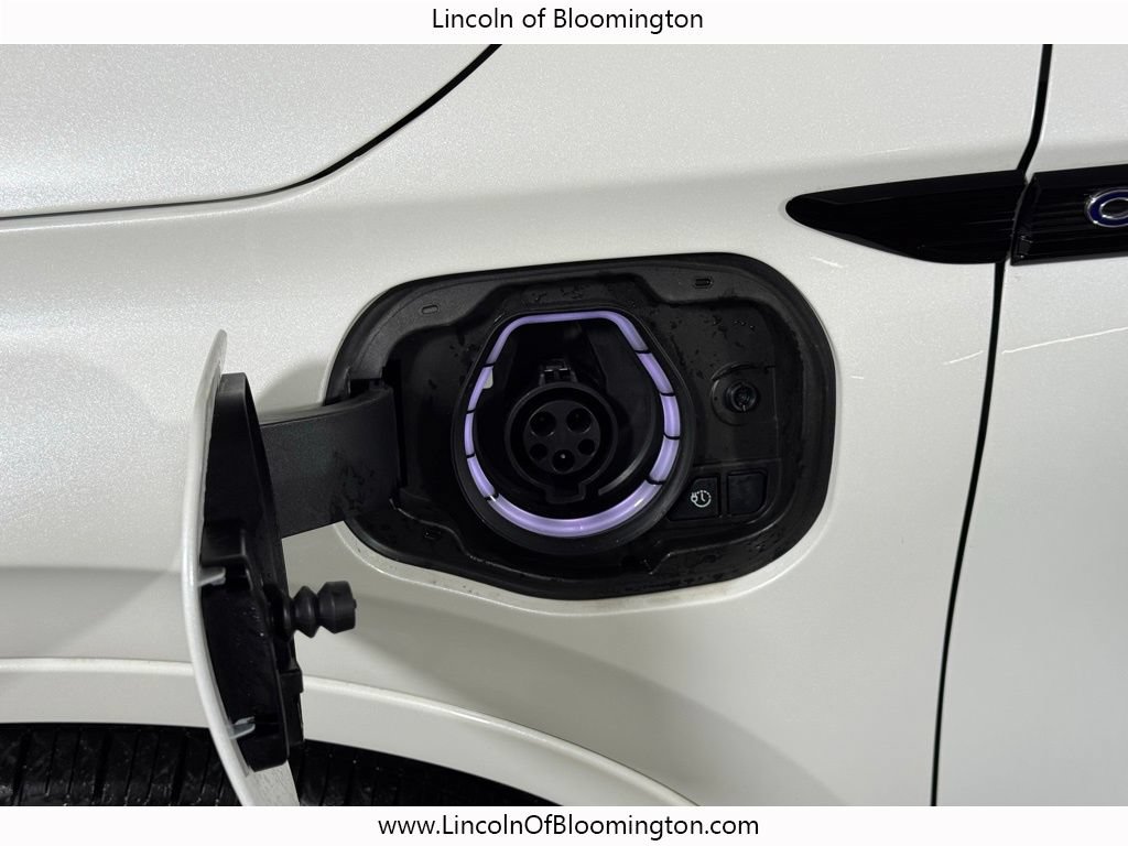 New 2025 Lincoln Corsair Grand Touring w/ Equipment Group 302A AWD/4WD image 12