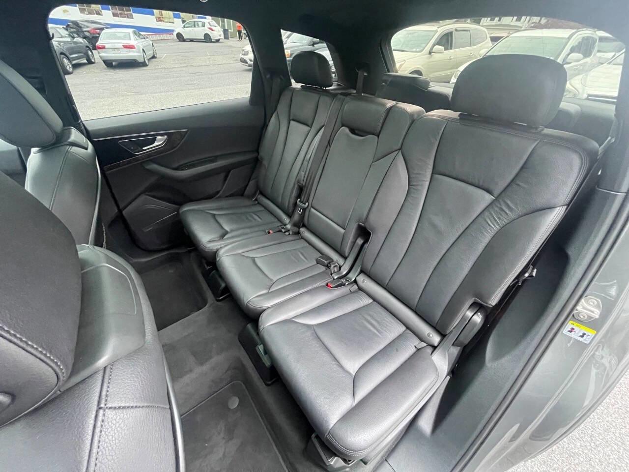 Used 2017 Audi Q7 3.0T Premium Plus image 31