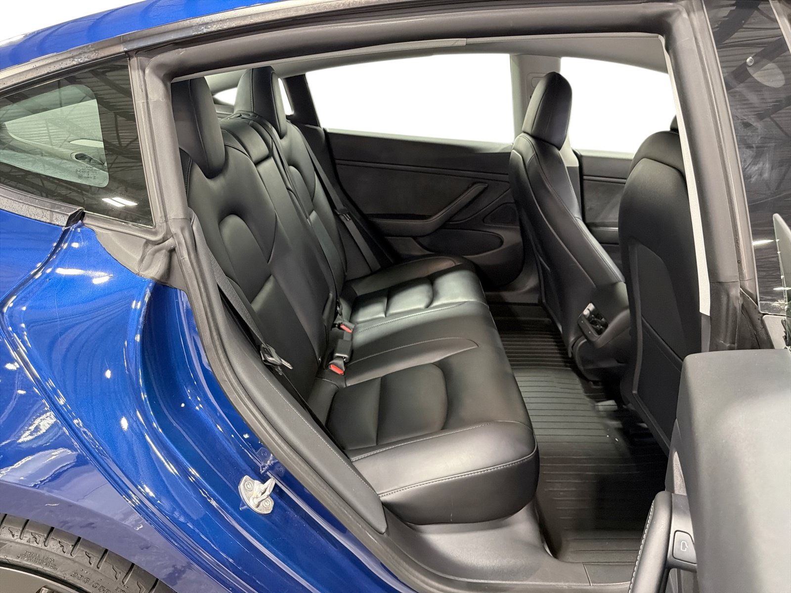 Certified 2021 Tesla Model 3 Performance AWD/4WD image 11