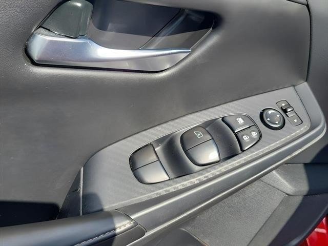 Used 2024 Nissan Sentra SV FWD image 16