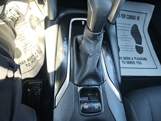 Used 2023 Toyota Corolla Cross LE AWD/4WD image 19