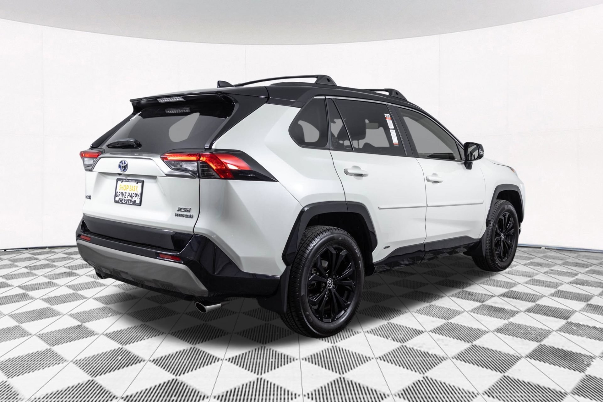 Used 2022 Toyota RAV4 XSE w/ XSE Grade Weather Package AWD/4WD image 19