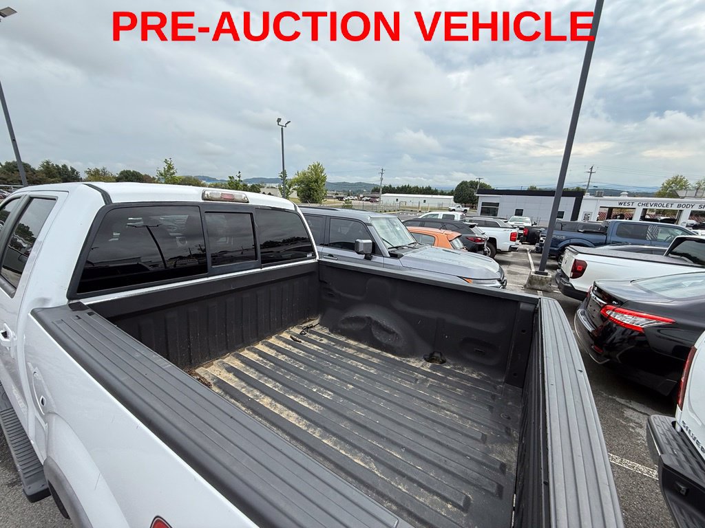 Used 2014 Ford F150 FX4 w/ Equipment Group 402A Luxury AWD/4WD image 5