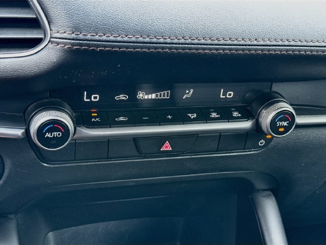 Used 2025 MAZDA MAZDA3 s FWD image 22