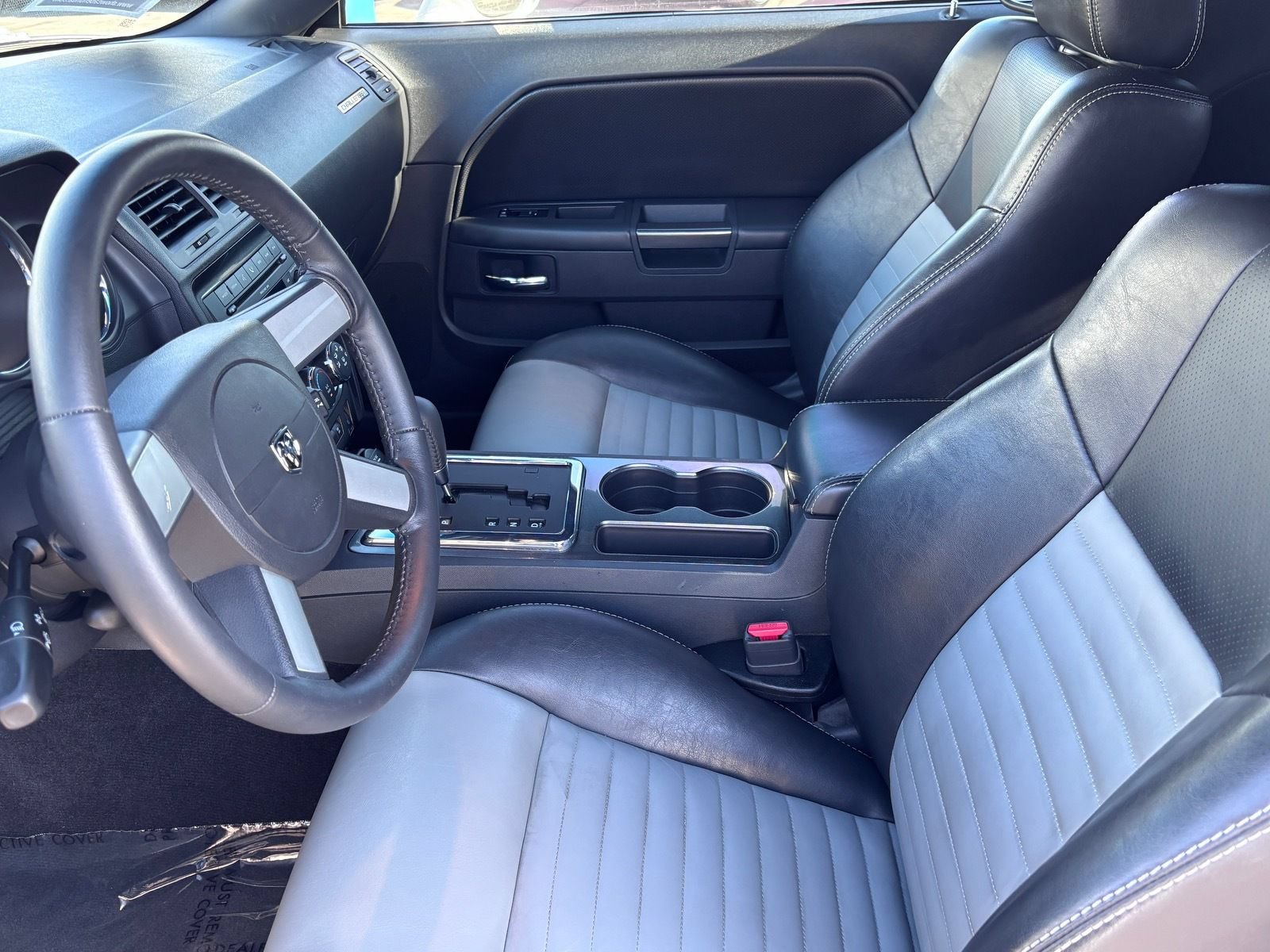 Used 2009 Dodge Challenger R/T RWD image 18