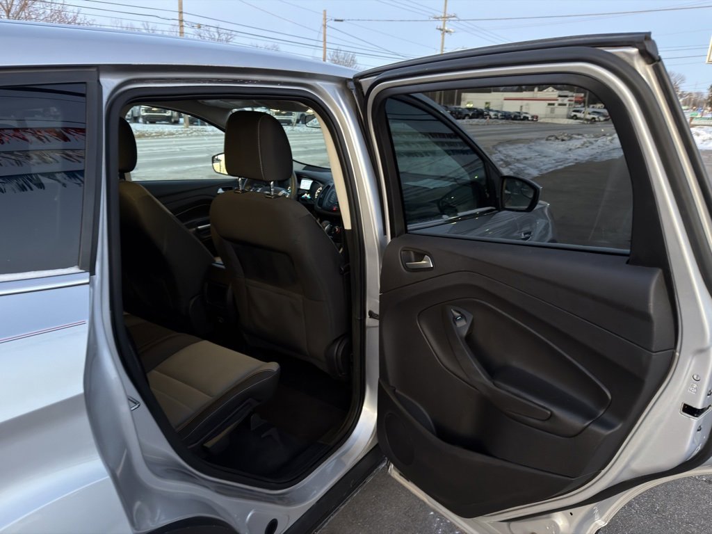 Used 2015 Ford Escape SE image 23