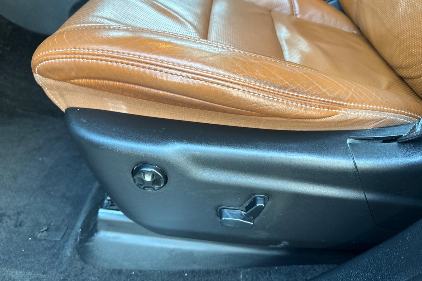 Used 2015 Jeep Grand Cherokee SRT w/ Trailer Tow Group IV image 13