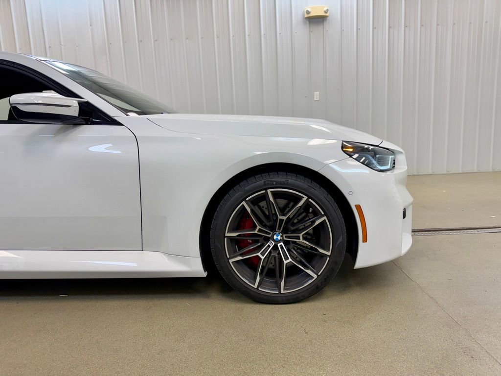Used 2026 BMW M2 w/ Lighting Package RWD image 4
