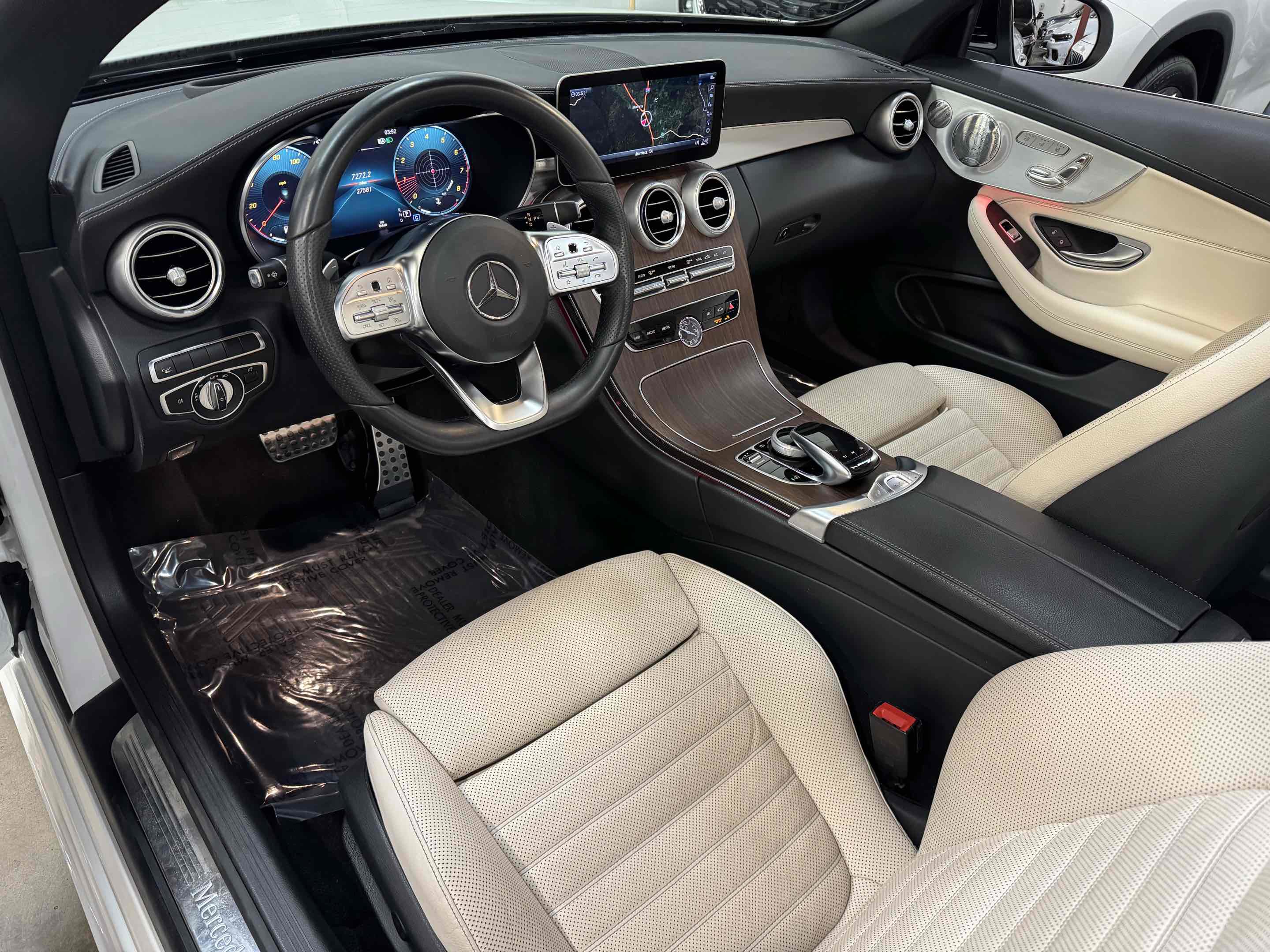 Used 2023 Mercedes-Benz C 300 Cabriolet image 6