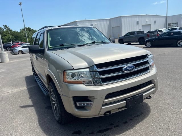 Used 2017 Ford Expedition EL XLT w/ Equipment Group 202A AWD/4WD image 5