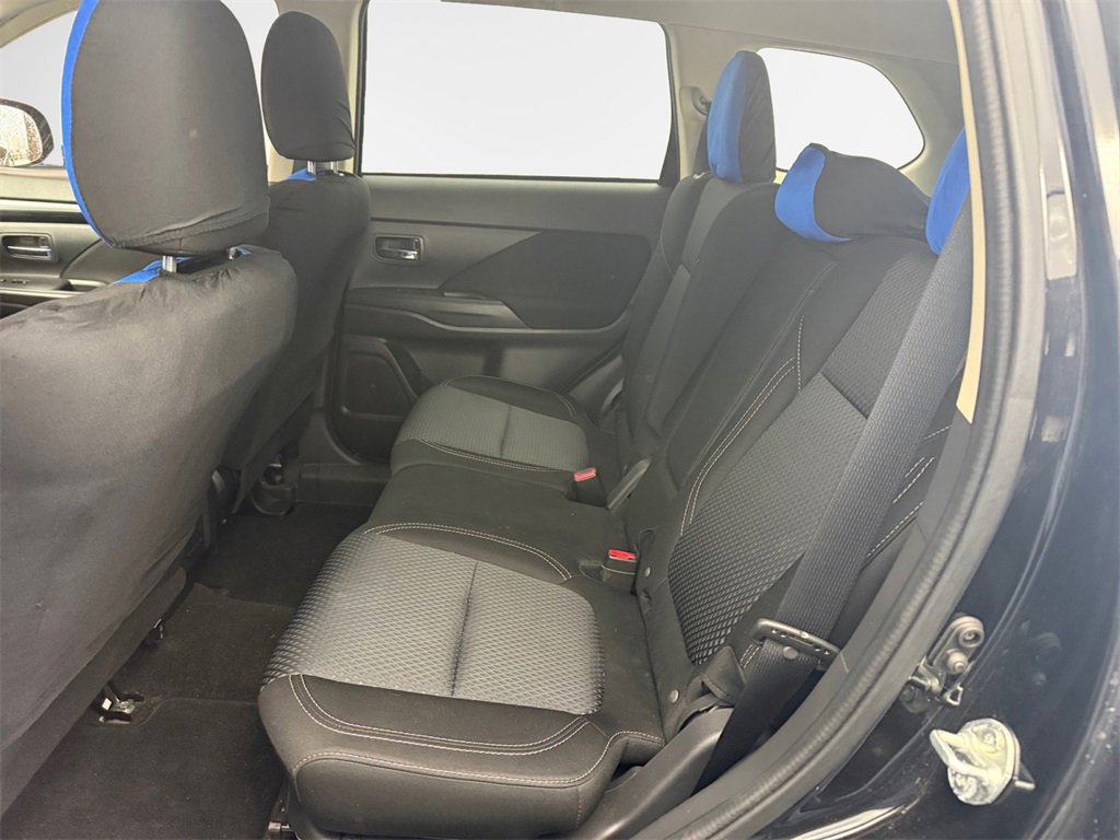 Used 2020 Mitsubishi Outlander ES image 22