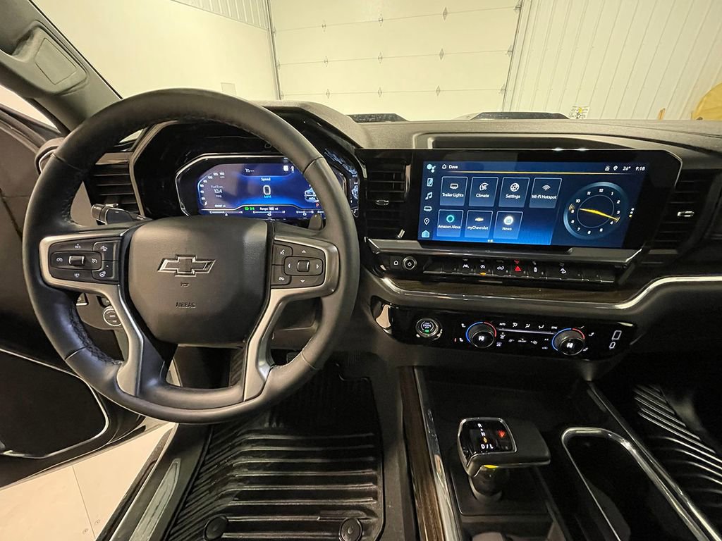 Used 2023 Chevrolet Silverado 1500 LT Trail Boss w/ LPO, Dark Essentials Package image 33