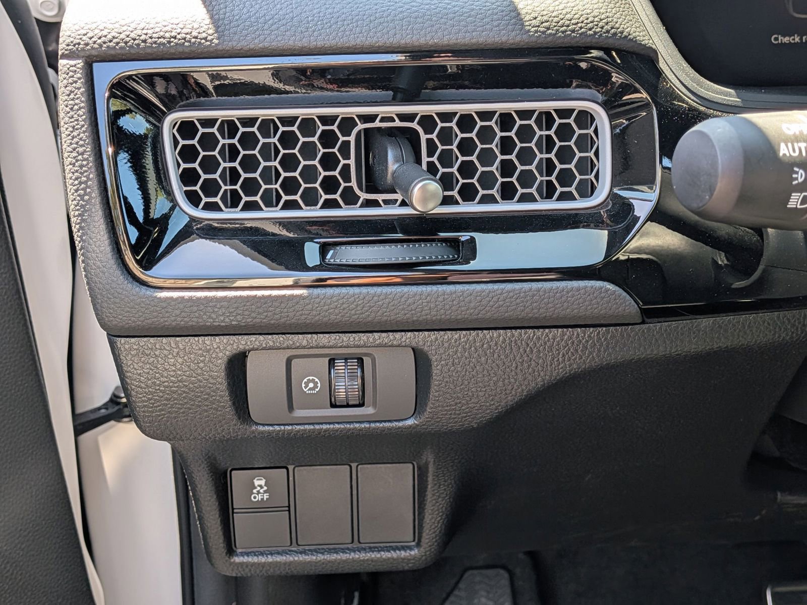 Used 2026 Honda Civic Sport image 30