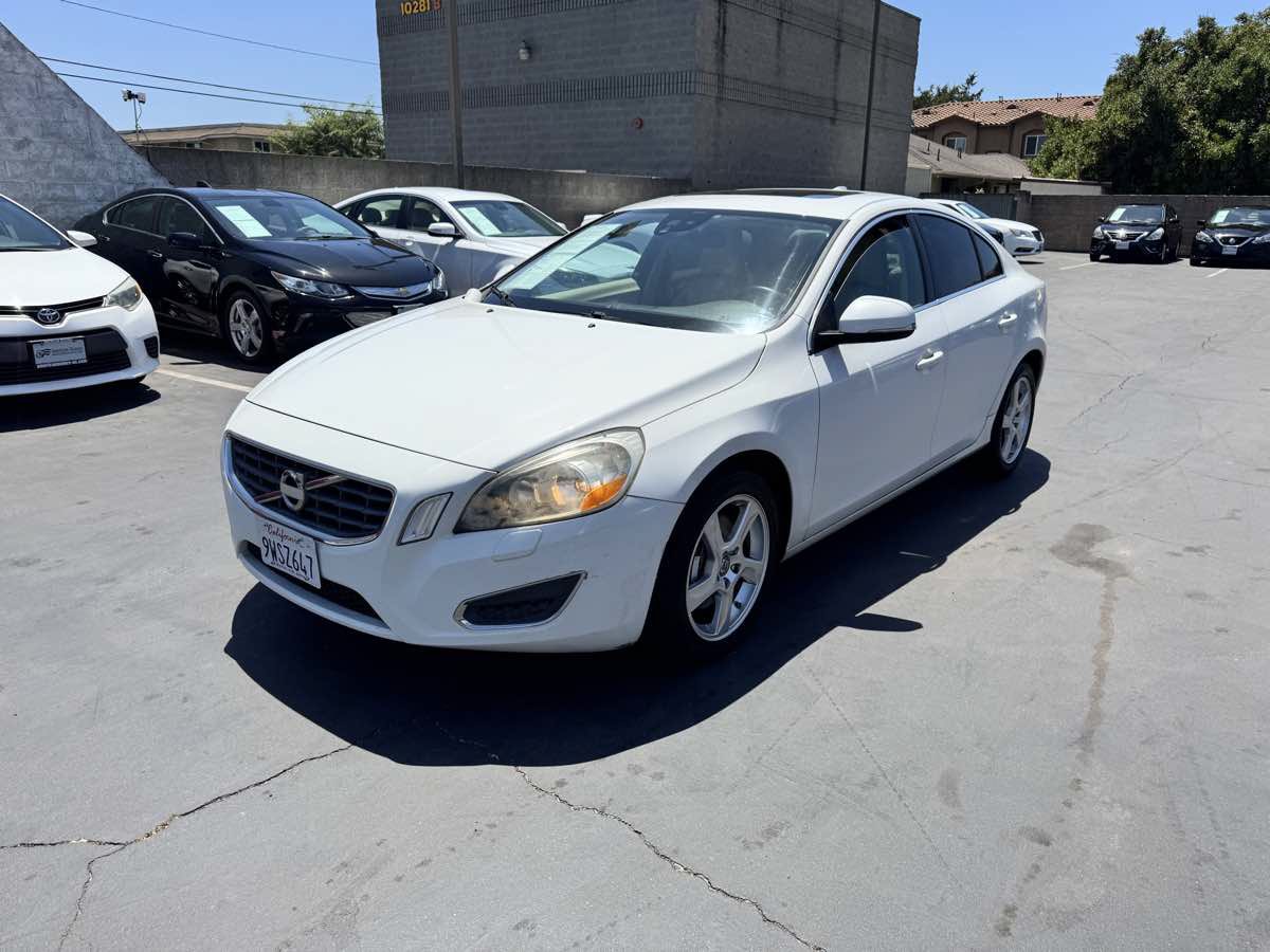 Used 2012 Volvo S60 T5 w/ Climate Pkg FWD image 13