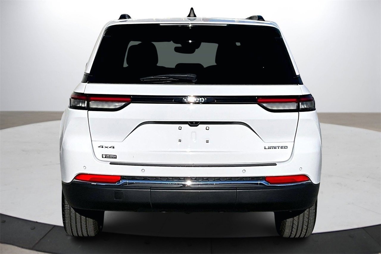 Used 2023 Jeep Grand Cherokee Limited image 8