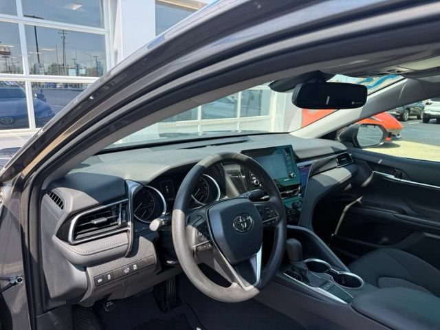 Used 2023 Toyota Camry LE w/ Convenience Package FWD image 7