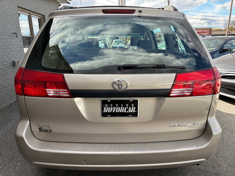 Used 2005 Toyota Sienna CE image 5