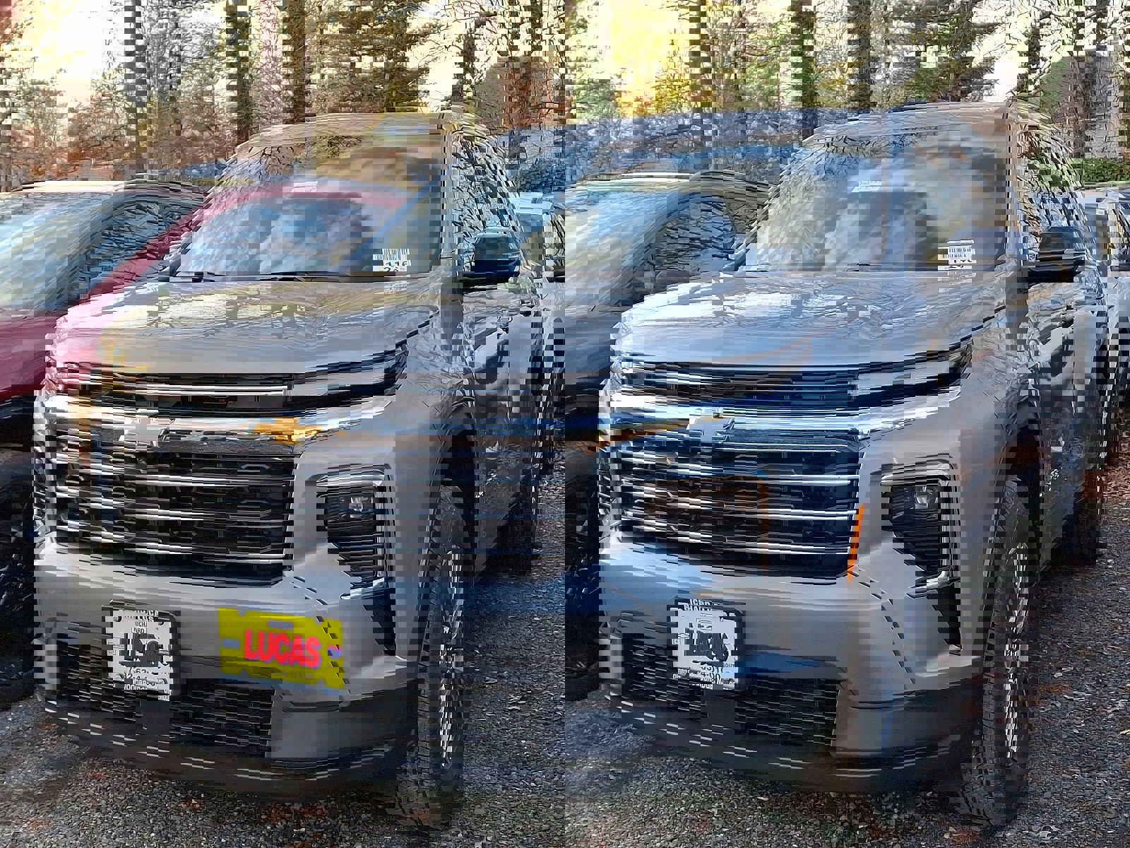 New 2025 Chevrolet Traverse LT w/ Driver Confidence Package AWD/4WD image 2