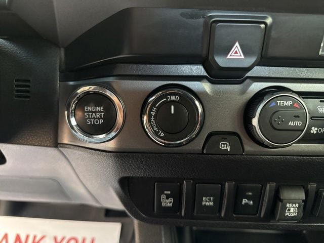 Used 2023 Toyota Tacoma TRD Sport w/ Technology Package AWD/4WD image 33