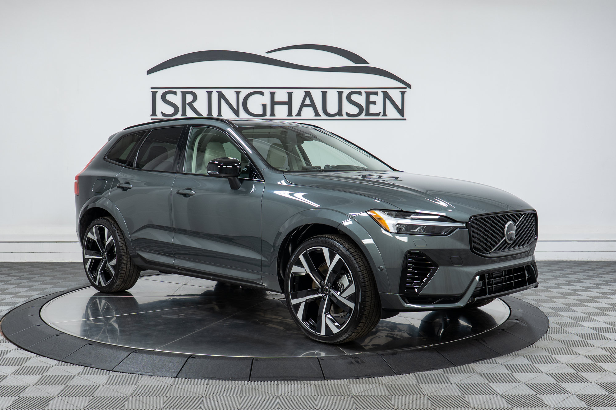 New 2026 Volvo XC60 T8 Ultra AWD/4WD image 3