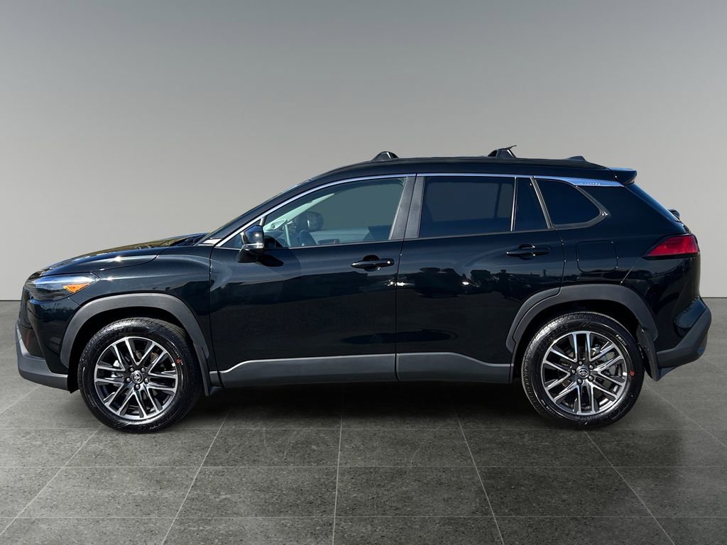 Used 2026 Toyota Corolla Cross XLE w/ Convenience Package image 4