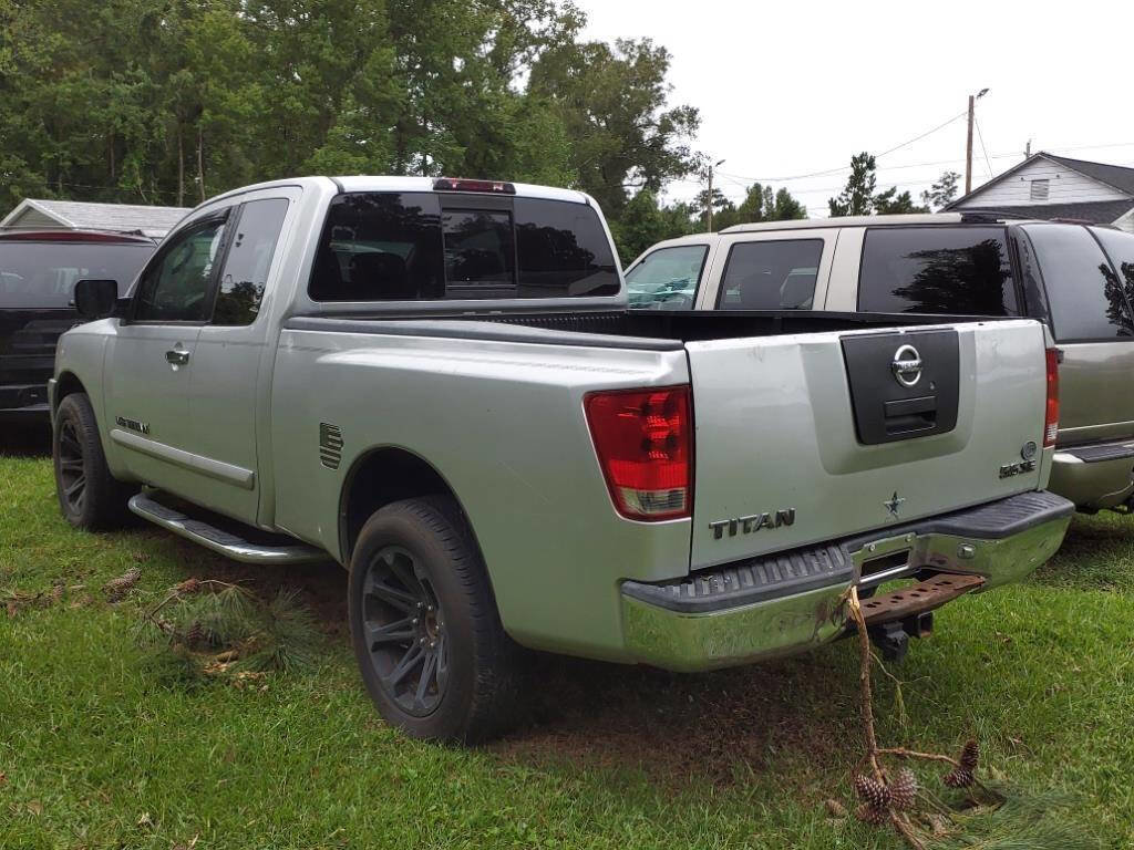 Used 2006 Nissan Titan SE image 3