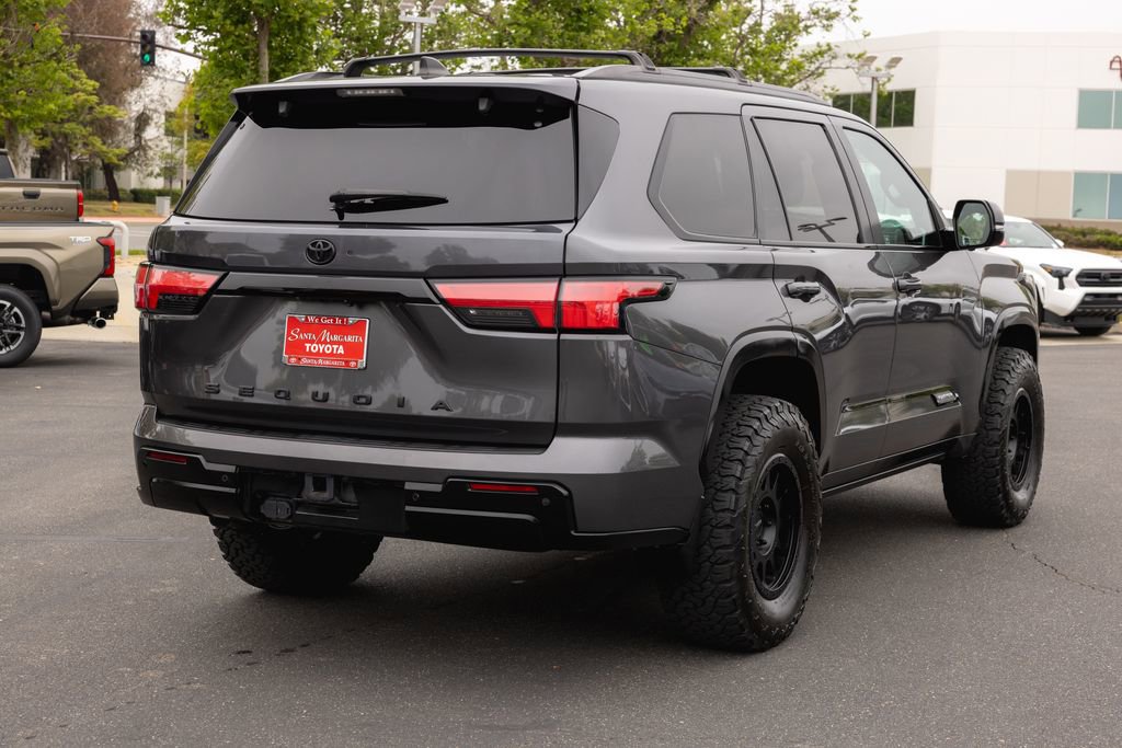 Certified 2024 Toyota Sequoia Platinum AWD/4WD image 5