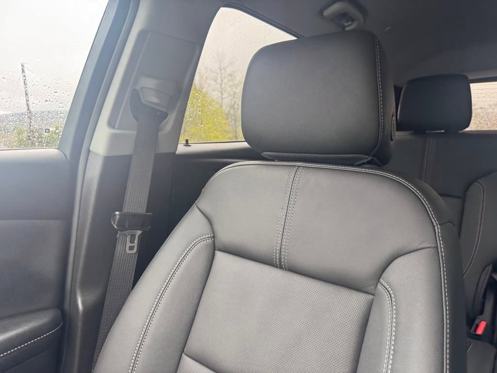 Used 2024 Chevrolet Blazer LT image 23