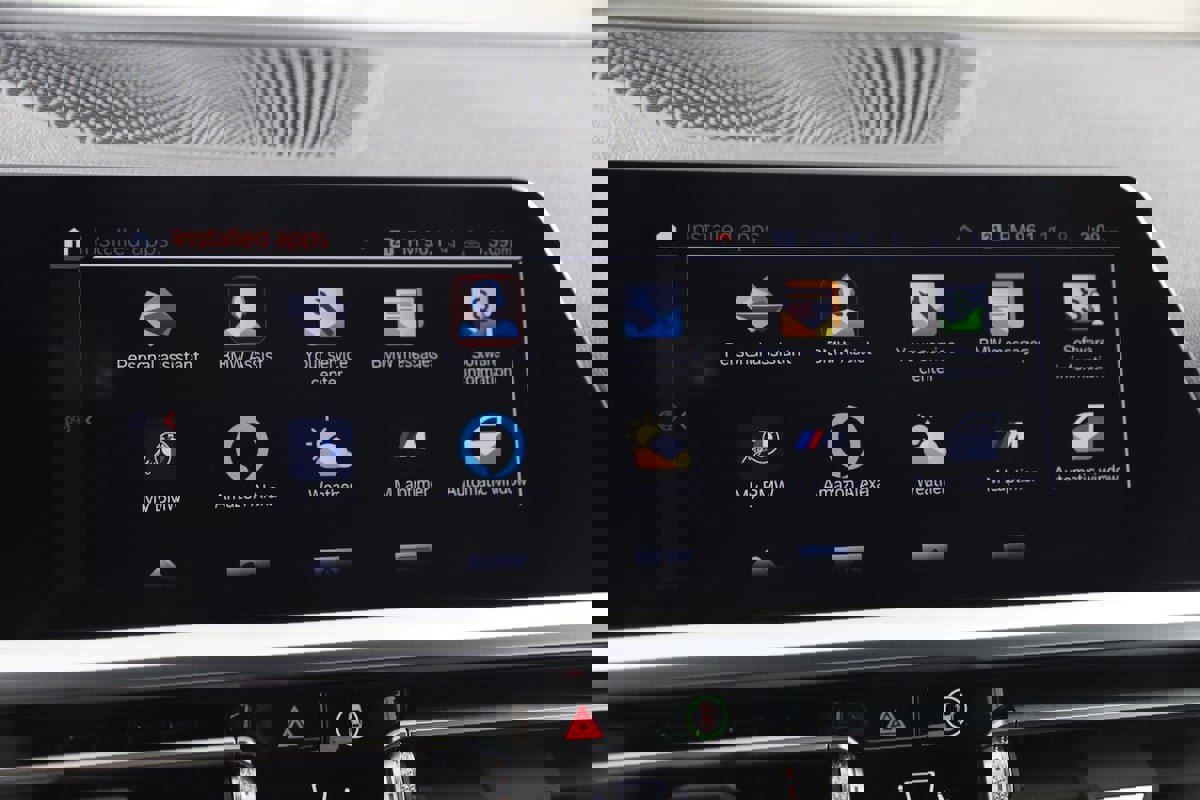 Used 2023 BMW 430i xDrive Convertible w/ Premium Package image 40