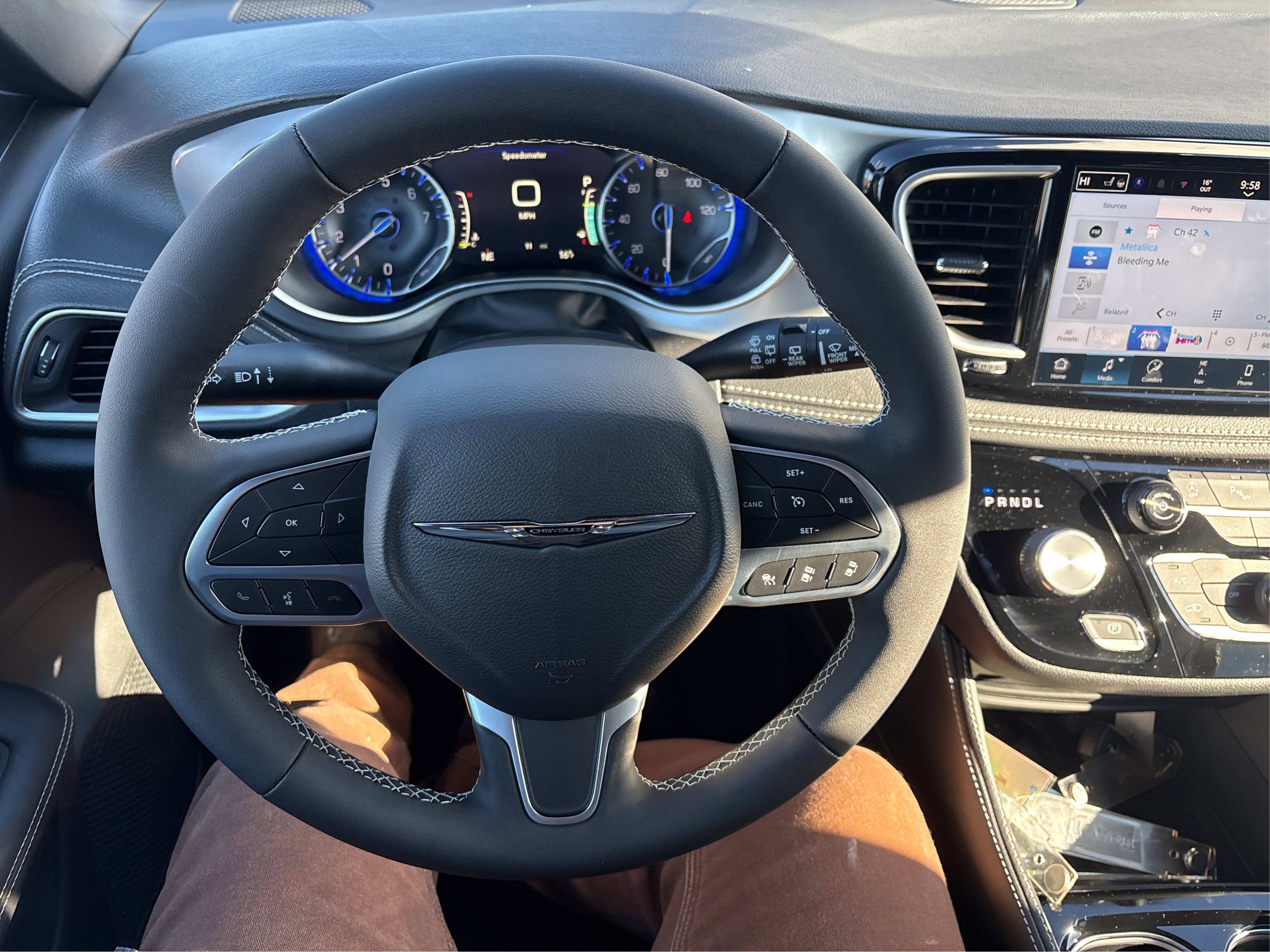 New 2026 Chrysler Pacifica Limited image 14