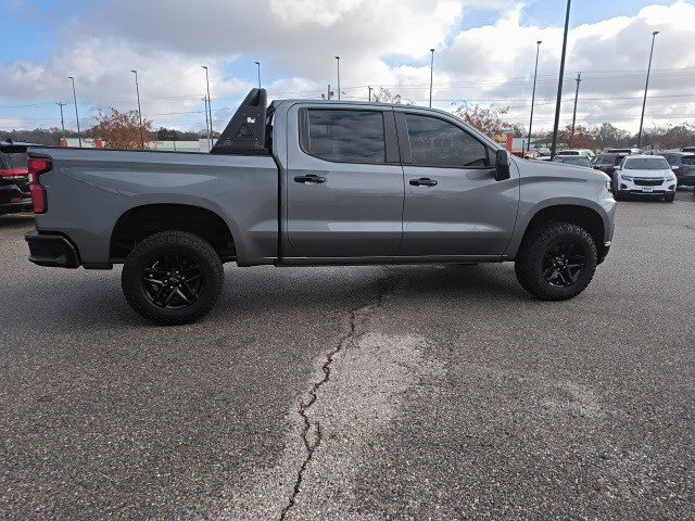 Used 2021 Chevrolet Silverado 1500 LT Trail Boss w/ Convenience Package II image 6