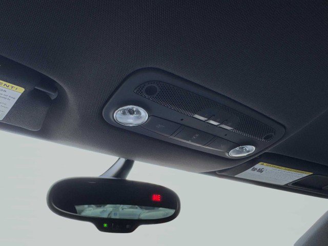 Used 2011 Audi R8 V8 image 33