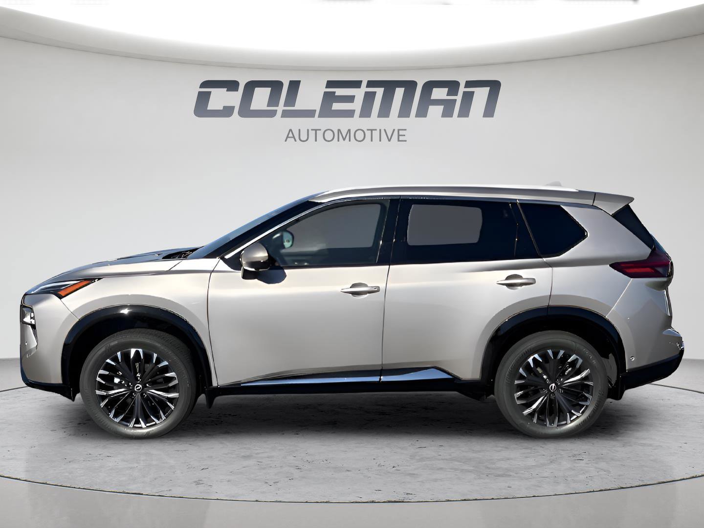 New 2026 Nissan Rogue Platinum image 2