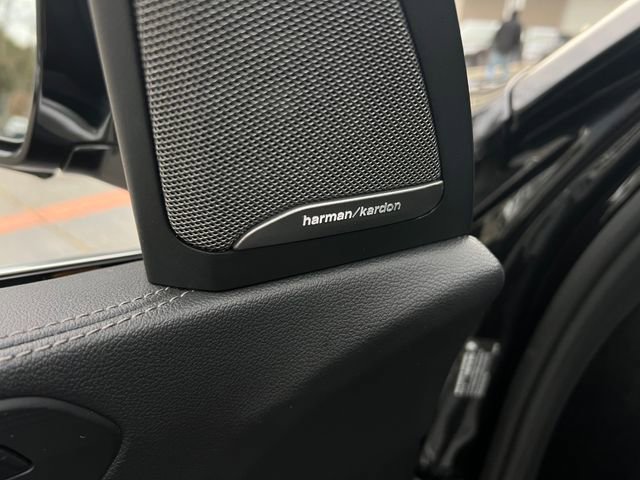 Used 2020 BMW X7 xDrive40i w/ Premium Package image 12