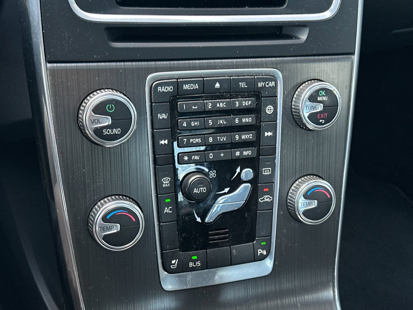 Used 2016 Volvo S60 T5 Premier image 18