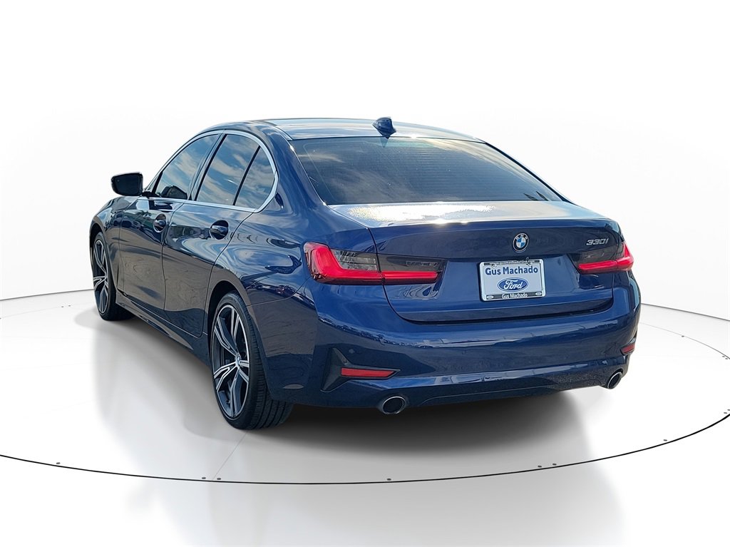 Used 2020 BMW 330i Sedan w/ Convenience Package image 3