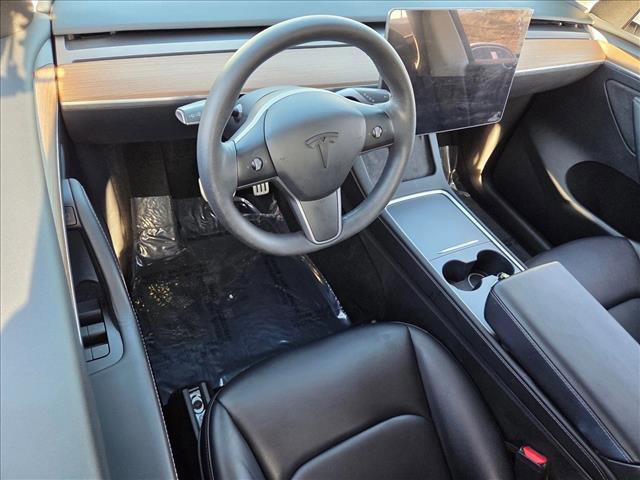 Used 2023 Tesla Model Y Performance image 10