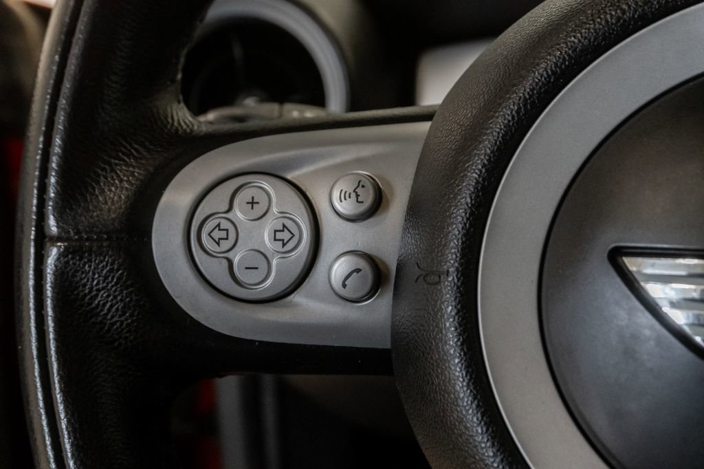 Used 2009 MINI Cooper Hardtop FWD image 14